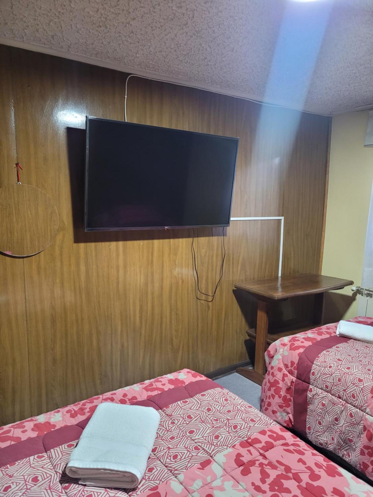 Hostal Balmaceda Punta Arenas Exterior foto